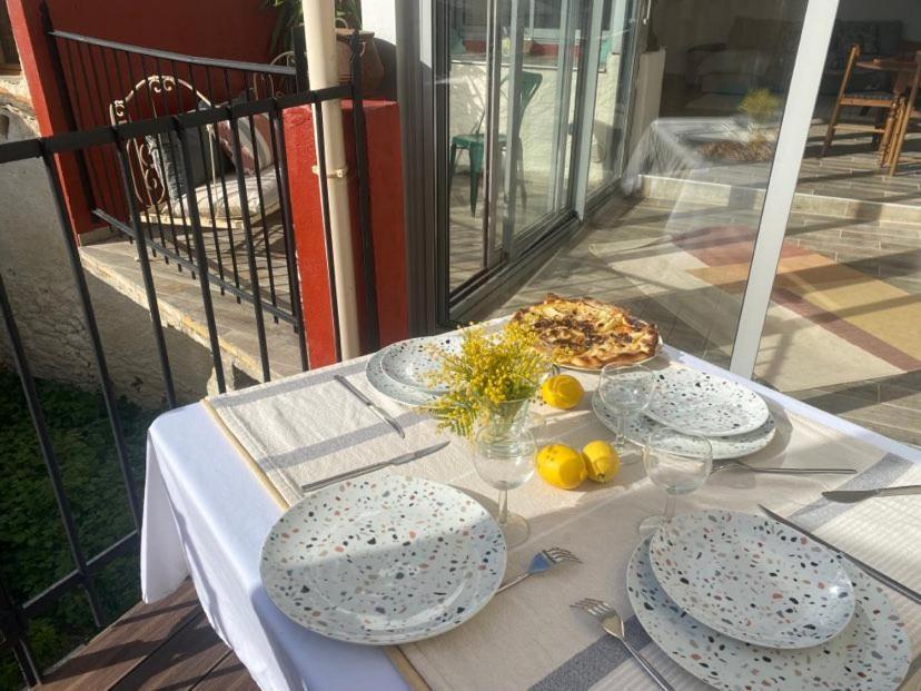 Maison Plein Sud Sur Les Toits Au 2 Terrasses Montagnac  Kültér fotó